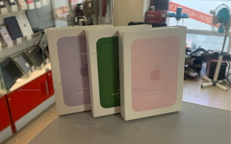 Картхолдер Apple
