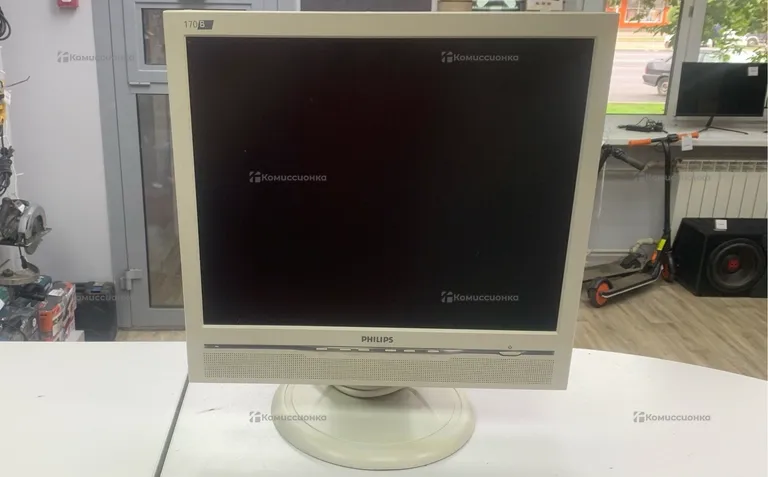 Монитор Philips 170B5C