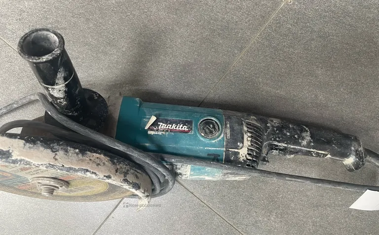 УШМ Makita 9069