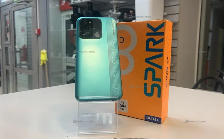 Tecno spark 8c 4/64