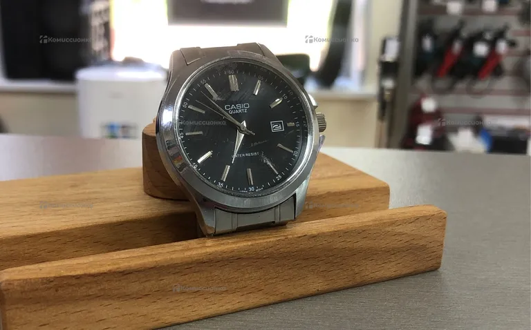 Часы  CASIO TP-789