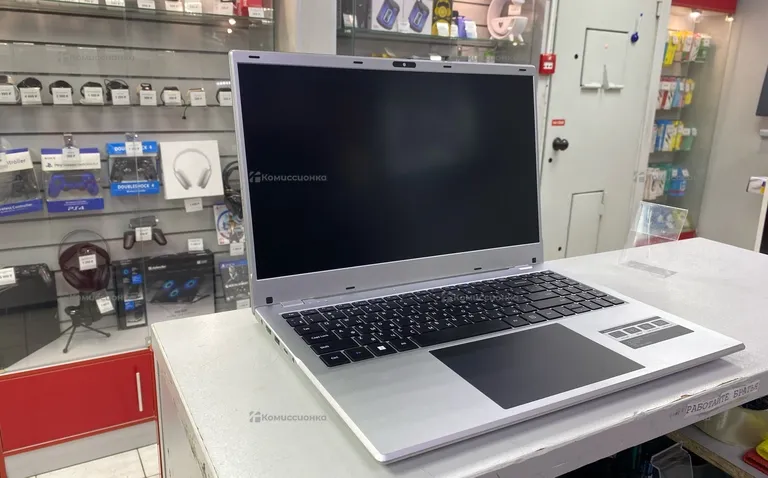 Ноутбук «Dexp Aquilon C15-ICW300».