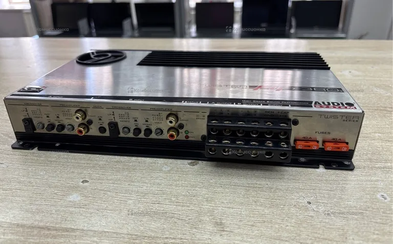 Усилитель  Audio System Twister F4 380