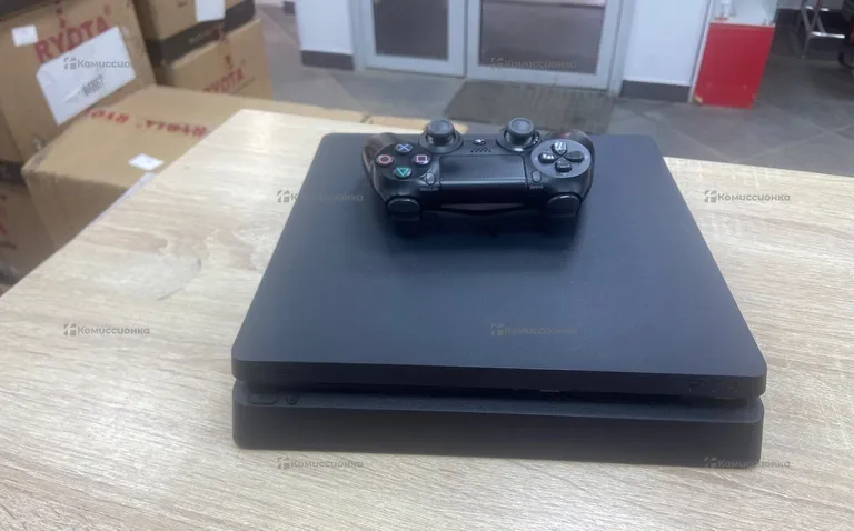 Приставка PlayStation PS4 Slim 1Tb