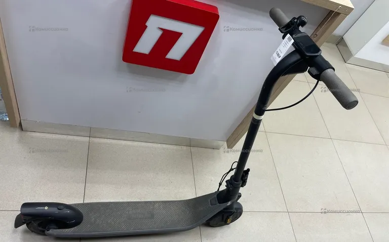 Самокат Ninebot