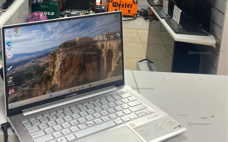 Ноутбук  Asus VivoBook S13