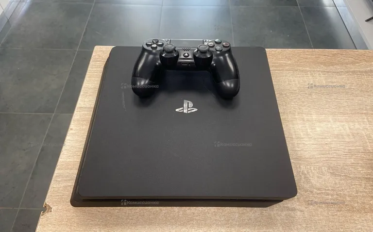 Приставка PS4. Slim 1TB.