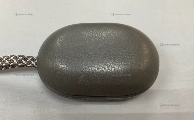 Наушники  Bang & Olufsen Beoplay E8