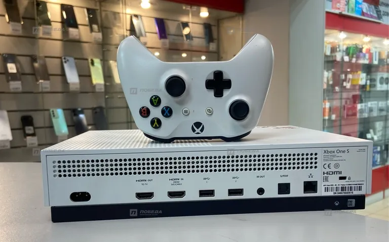 Приставка Xbox One S 1 ТБ