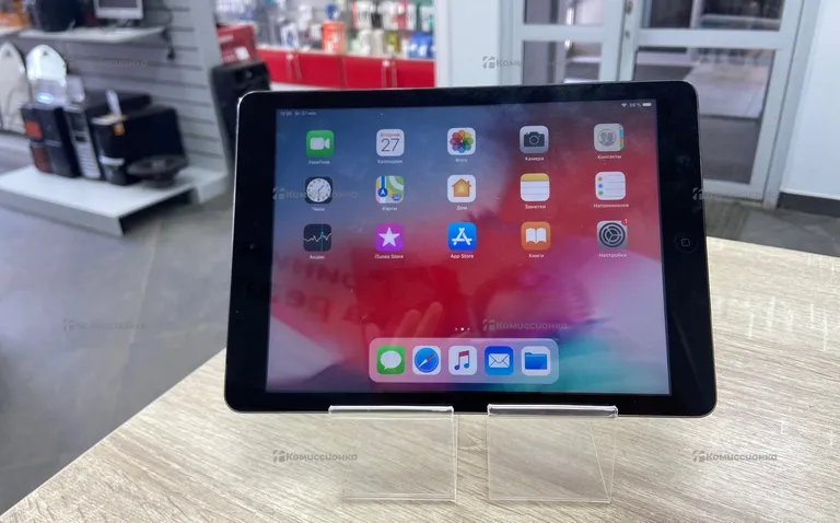 Планшет Apple Air A1475 64Gb