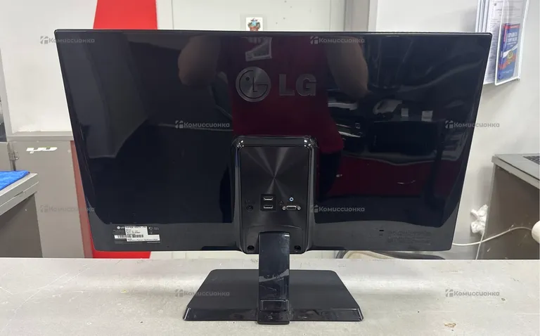 Монитор LG IPS277L