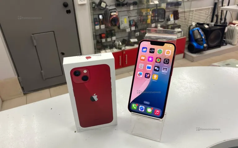 Apple iPhone 13 128 ГБ.