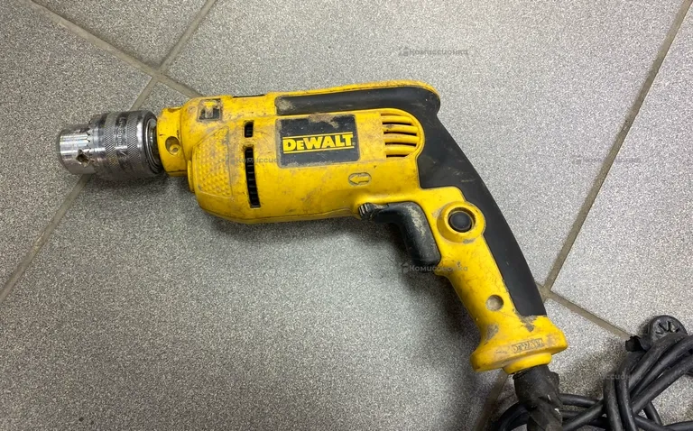 Дрель dewalt DWD024