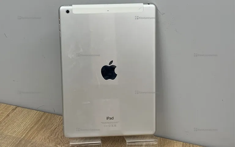Планшет Apple iPad Air A1475 32Gb LTE