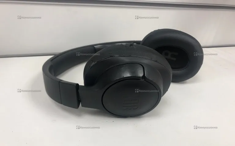 Наушники JBl Tune 700BT