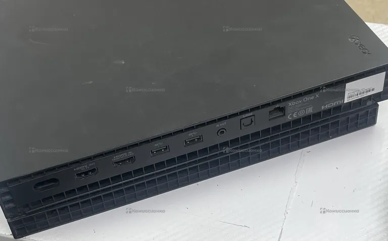 Приставка Xbox one x 500гб