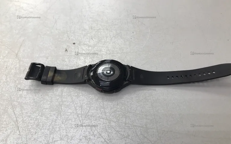 Часы  Samsung Galaxy Watch 4 Classic