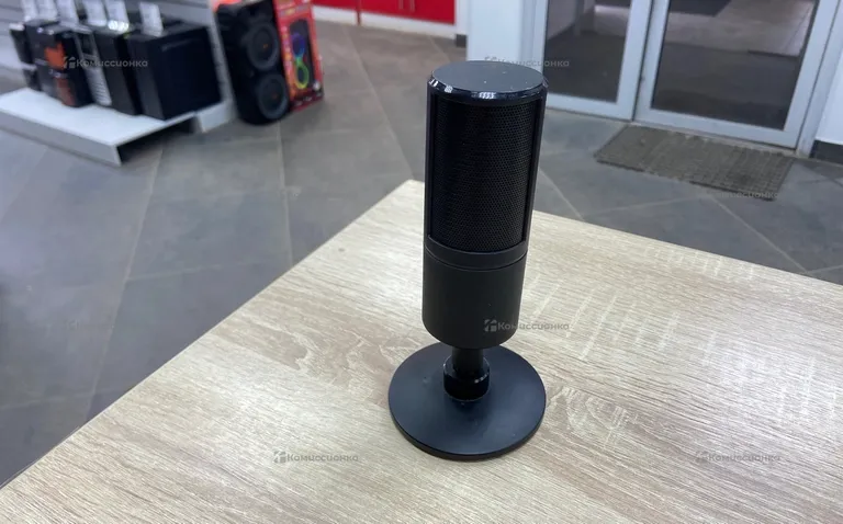 Микрофон Razer RZ19-0229