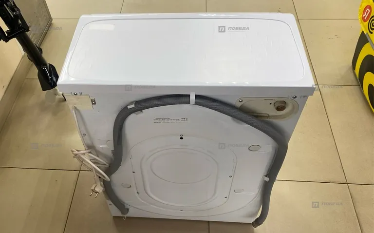 Стиральная машина Indesit wiun 82