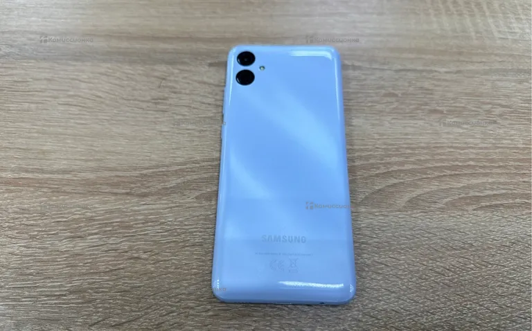 Samsung Galaxy A04e 3/64 ГБ