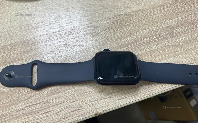Часы  Apple Watch SE Gen 2