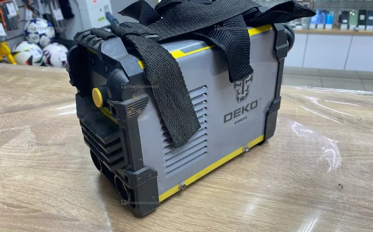 Сварочный аппарат Deko DKWM200A.