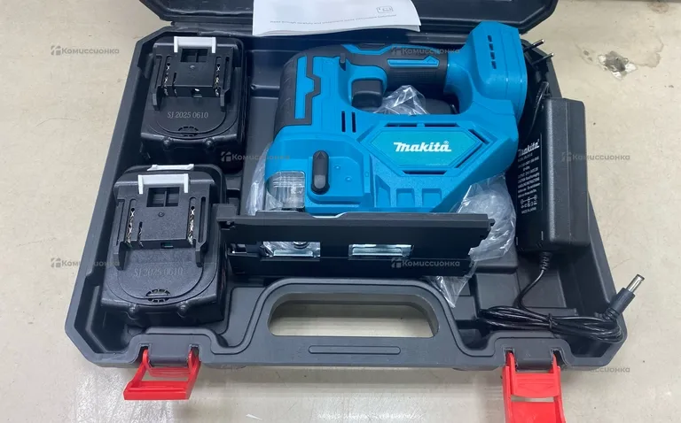 Электролобзик Аккумуляторный Makita