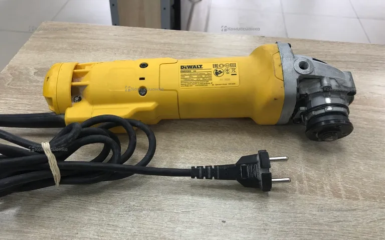 УШМ dewalt DWE4205