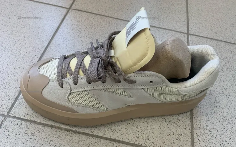 Кроссовки NewBalance 44p