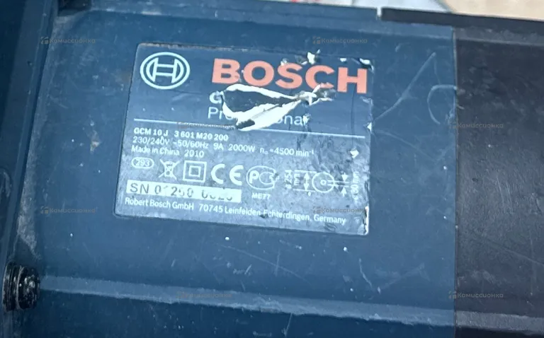 Торцовочная пила Bosch GCM 10 J