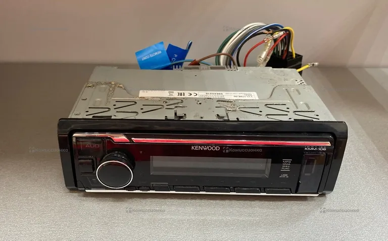 Автомагнитола  KENWOOD KMM-106