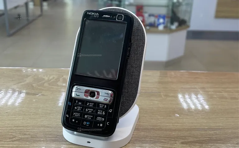 Nokia N73