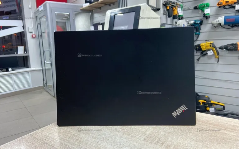 Ноутбук  Lenovo ThinkPad X13