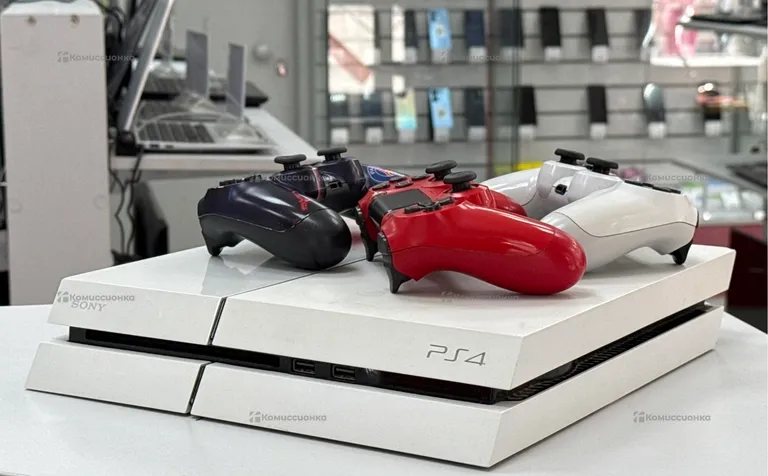 Приставка PS4. slim 500 Gb