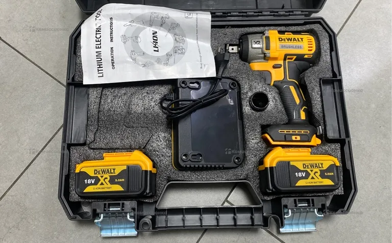гайковерт Dewalt Brushless replik