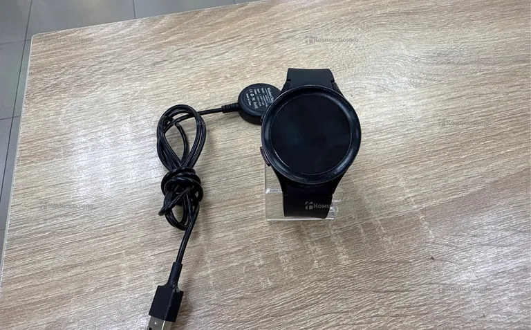 Часы  Samsung Galaxy Watch 5 Pro