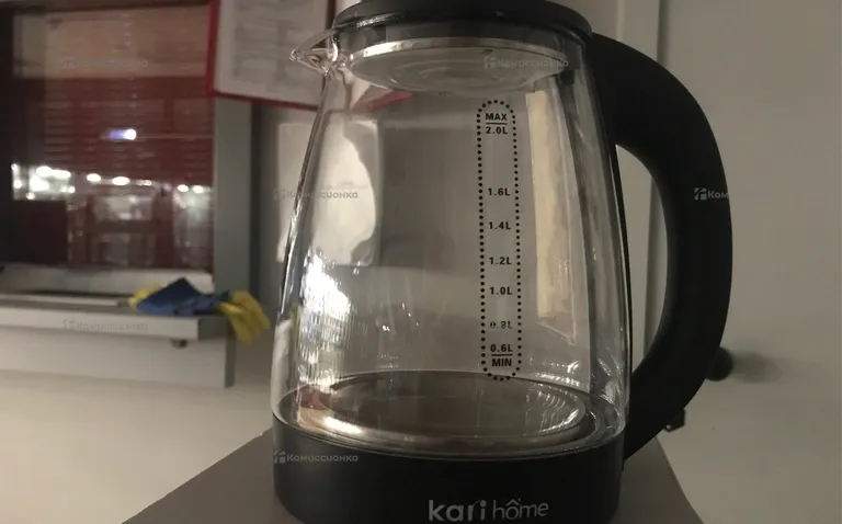 Чайник Kari