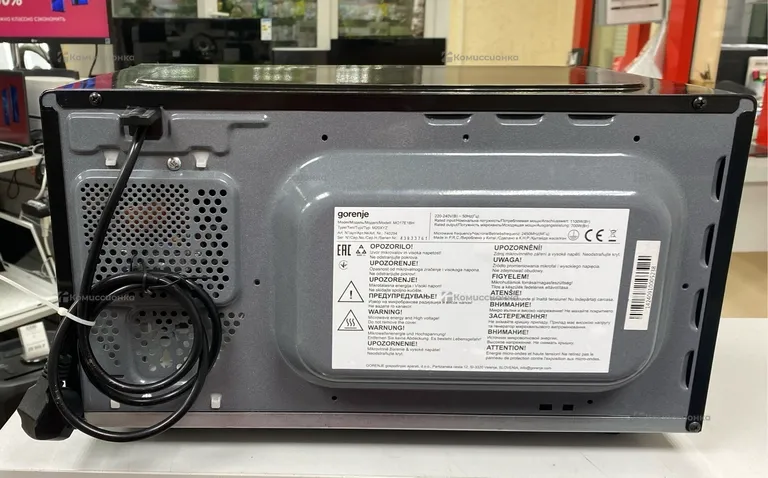 Микроволновая печь  gorenje MO17E1BH