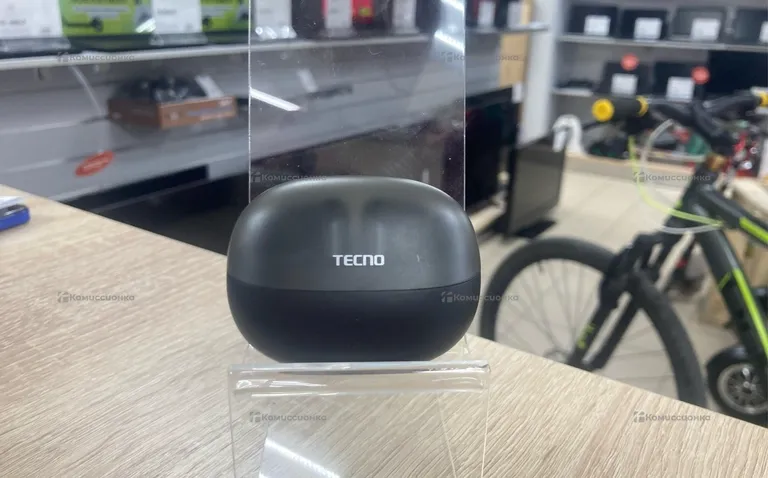 Наушники Tecno Buds 4