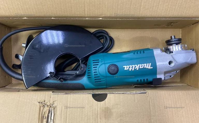 УШМ Makita GA9020 реплика