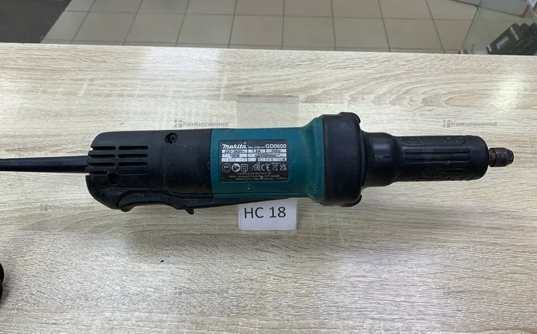 Прямая шлифмашина makita GD0600