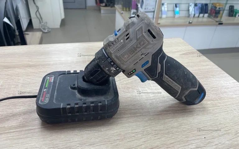 Шуруповерт Deko shaker 12v pro bmc