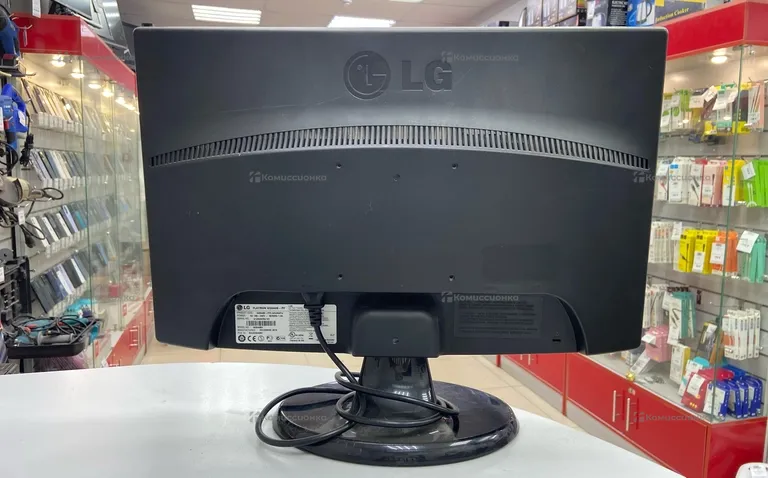 Монитор LG Flatron W2043S