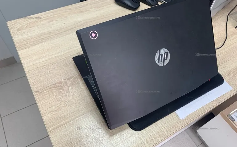 Ноутбук  HP Intel Core i5-8300H