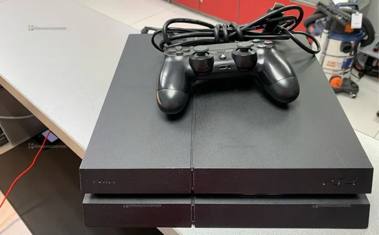 Приставка Sony ps 4 fat 1 gb