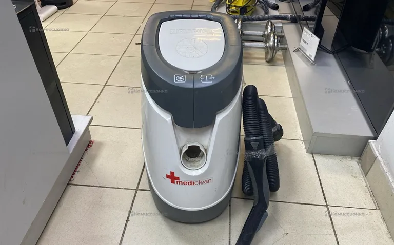 Пылесос  Karcher DS 5600