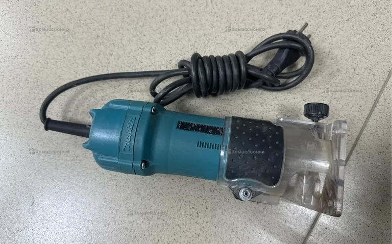 Фрезер Makita 3709