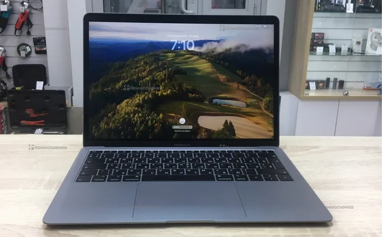 MacBook AIR 2019