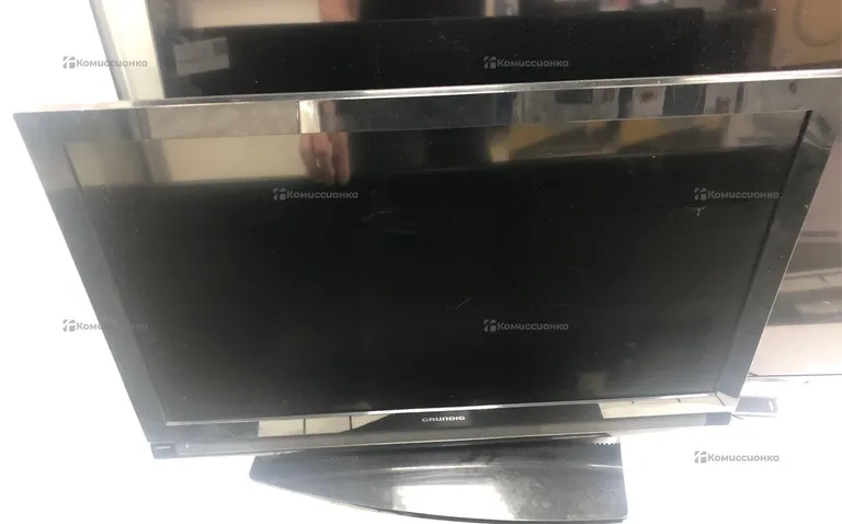 Телевизор Grundig 32VLE4041 C