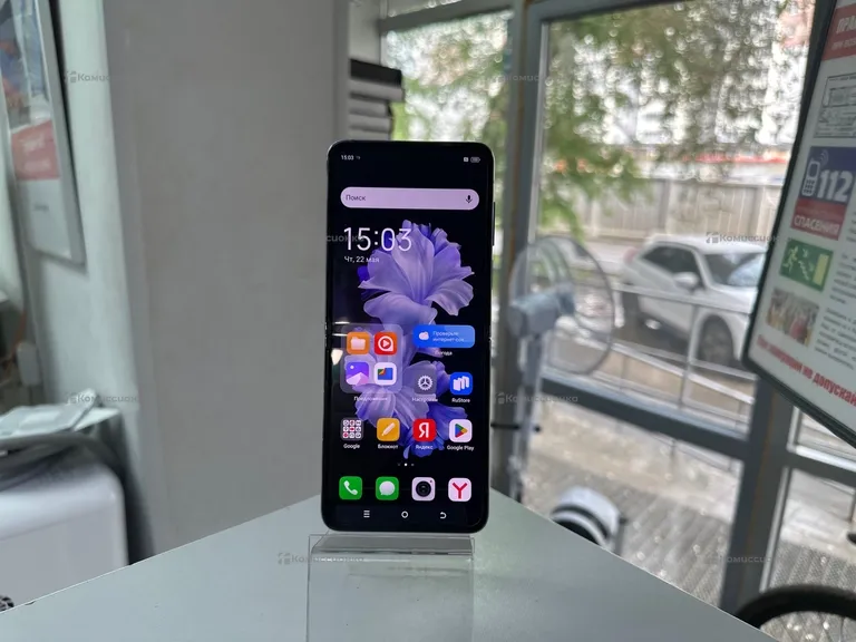 Tecno PHANTOM V Flip 5G 8/256 ГБ